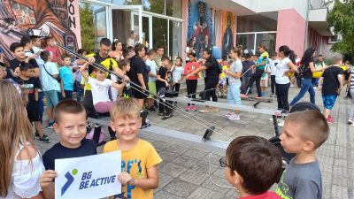 Роботчето bee-bot бе при нас на 18.10.2023г.